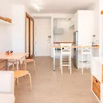 Oleholidays 226 Romana Playa Primera Linea De Mar Apartment *