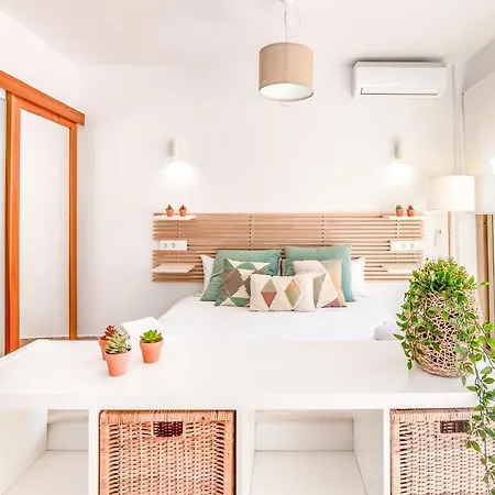 Апартаменти Oleholidays 226 Romana Playa Primera Linea De Mar *